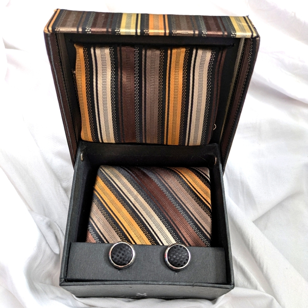 VALERIO GARATI Men's 100% Silk‎ Necktie Designer NWT Cufflinks & Hanky Set